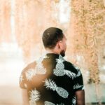 La magia del verano: Estampados tropicales para tus outfits de julio