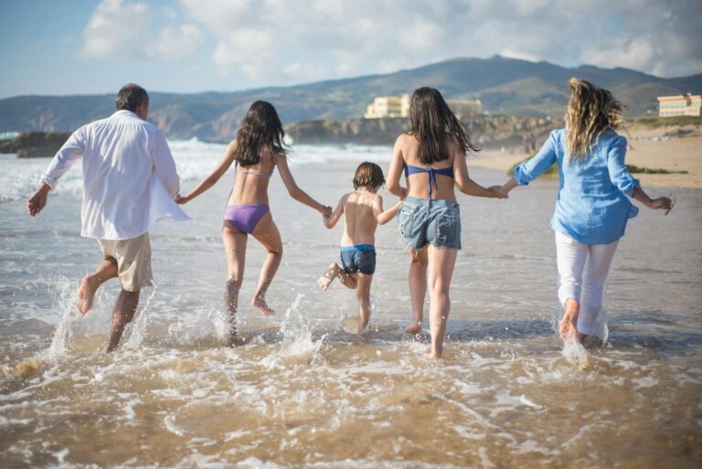 Vamos a la playa con niños: Todo lo que necesitas para un día perfecto