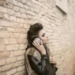 El regreso del estilo punk: cómo incorporar esta tendencia rebelde en otoño