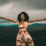 El arte de combinar estampados: claves para lograr un look equilibrado esta primavera